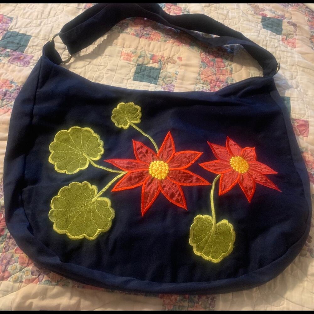 Handcrafted Lightweight Cotton Floral Purse Lined Adjustable Shoulder Strap NWOT